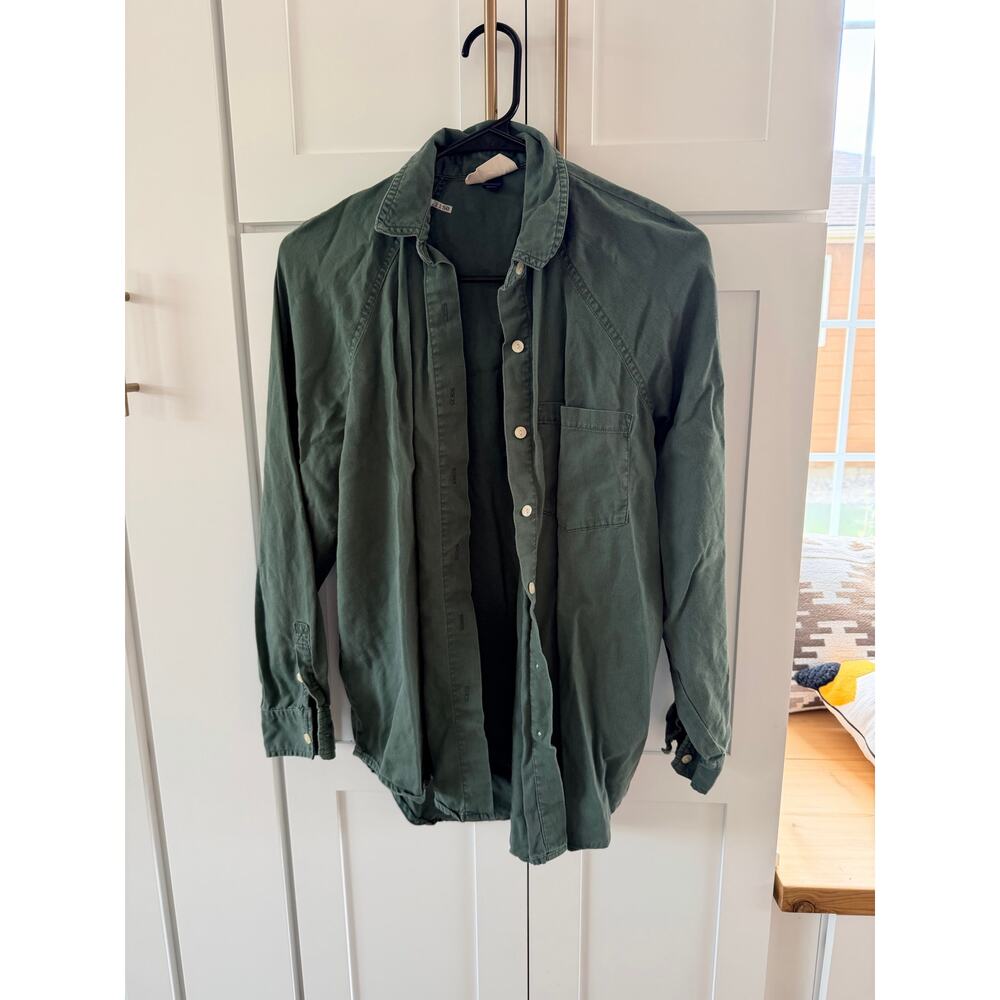 Universal Thread Green Button-Down Shirt - Women's XS - Picture 2 of 6